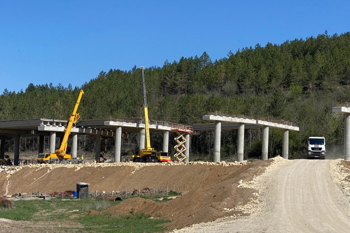 Сигнал за продължаващите плащания от страна на държавата по инхаус